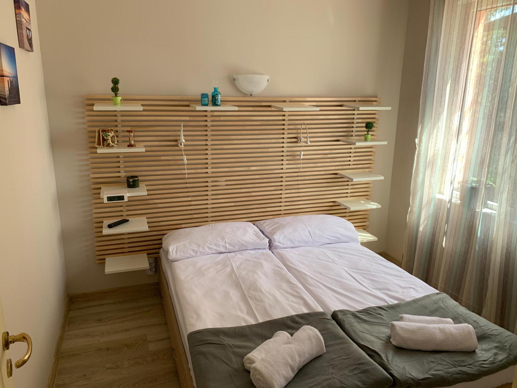 Sunray Guest House, Private Rooms & Apartment With Lovely Sea View Warna Exterior foto