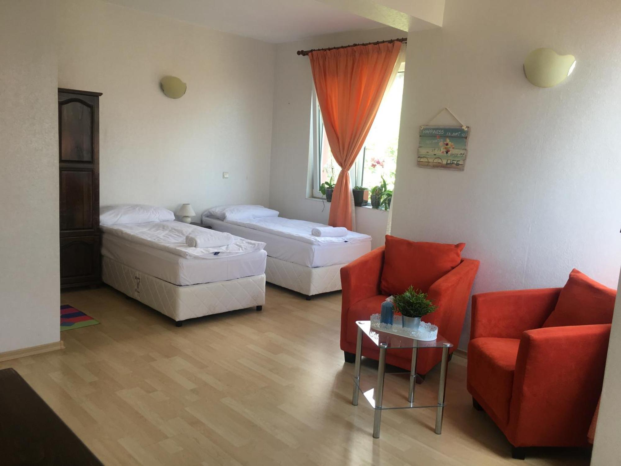 Sunray Guest House, Private Rooms & Apartment With Lovely Sea View Warna Exterior foto