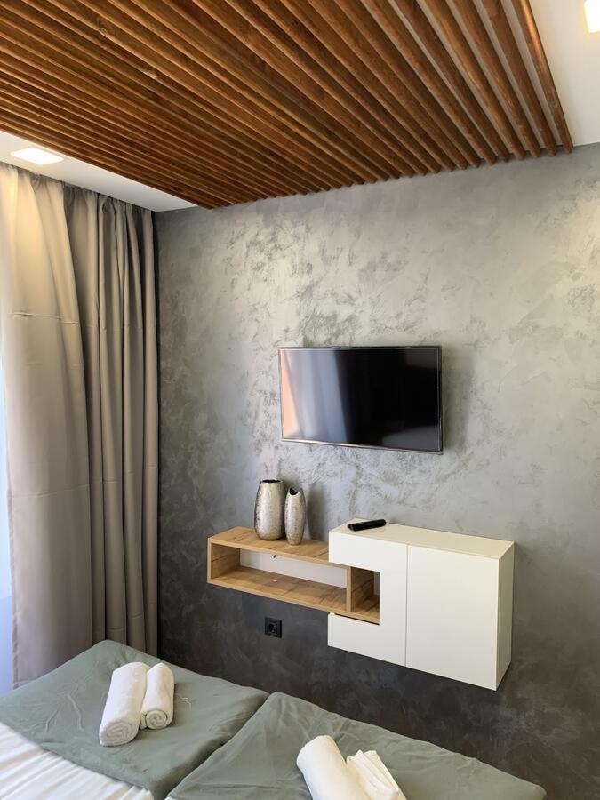 Sunray Guest House, Private Rooms & Apartment With Lovely Sea View Warna Exterior foto